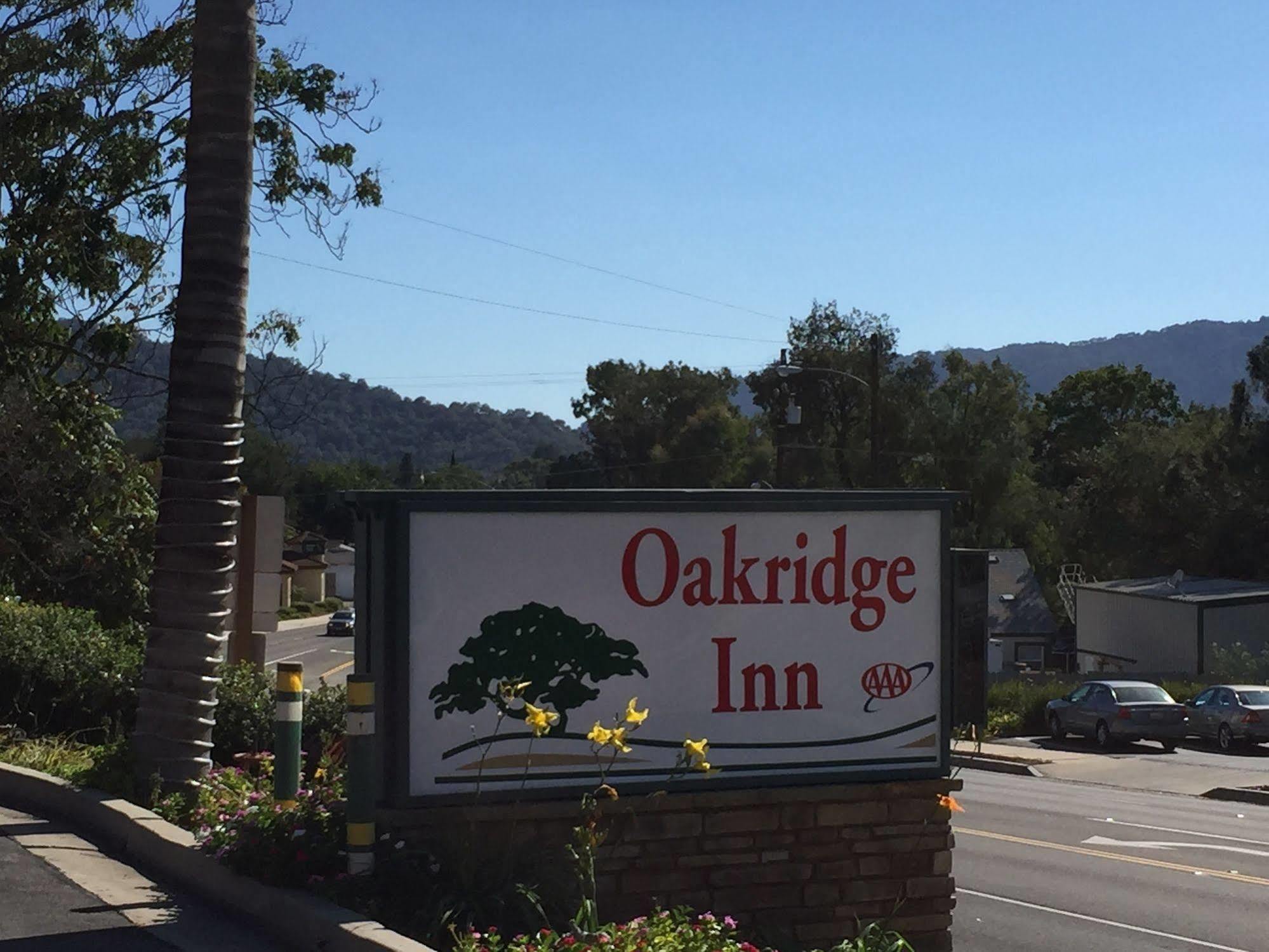 Oakridge Inn Oak View Ngoại thất bức ảnh