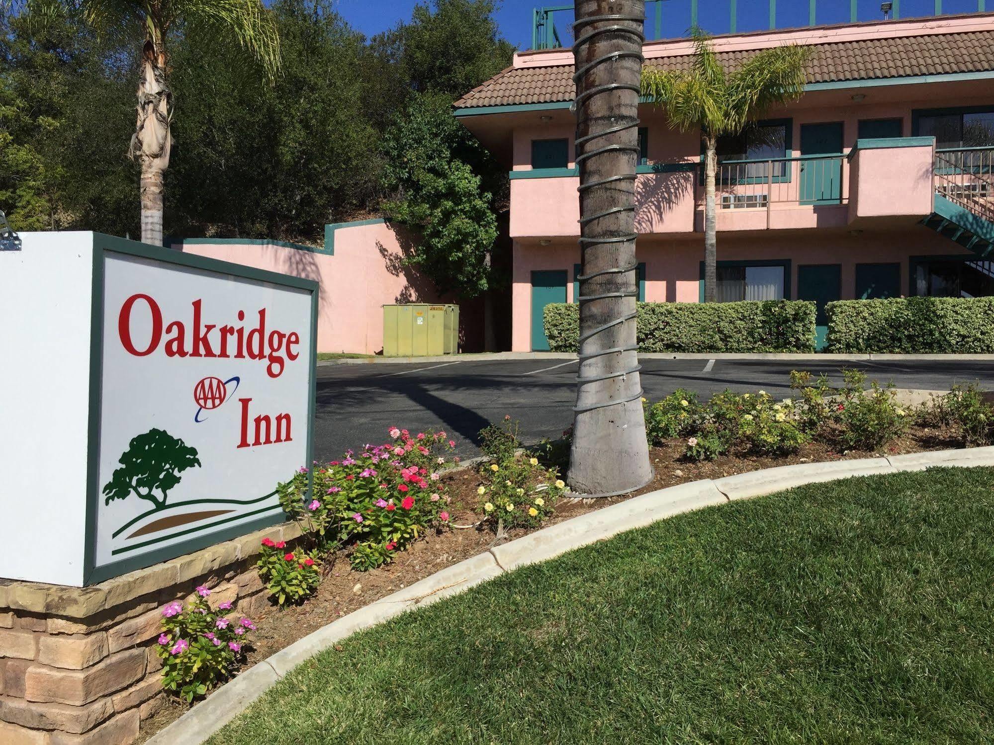 Oakridge Inn Oak View Ngoại thất bức ảnh